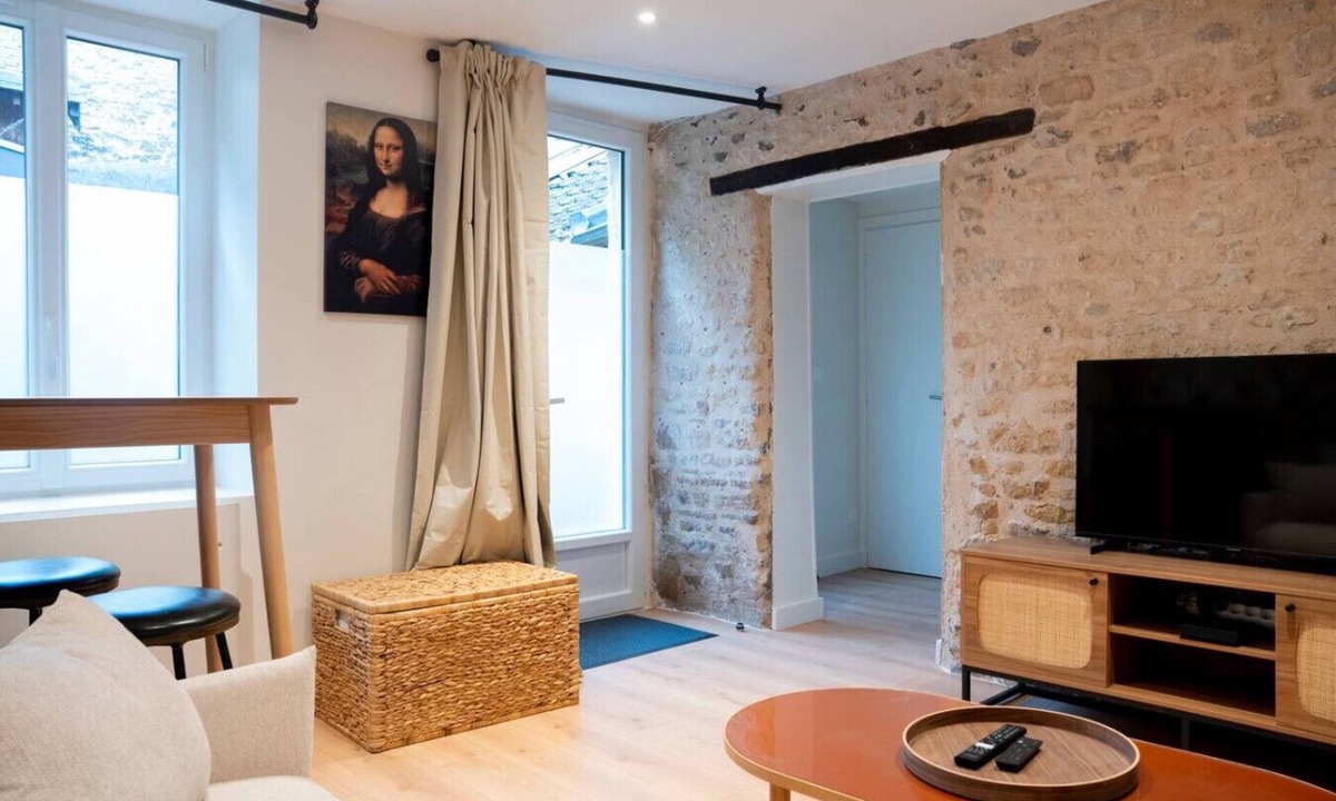 Vaugueux Apartment | Charming duplex in the Vaugueux neighborhood