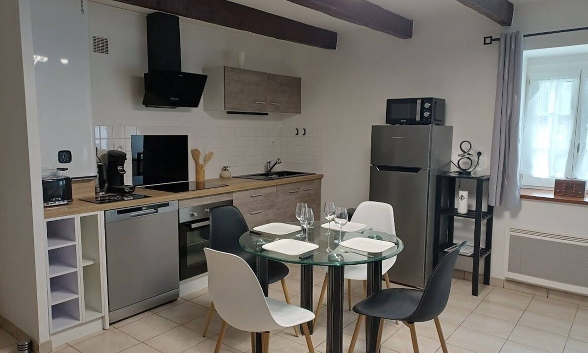 Saint-Brieuc House | Charming fisherman's cottage, private courtyard