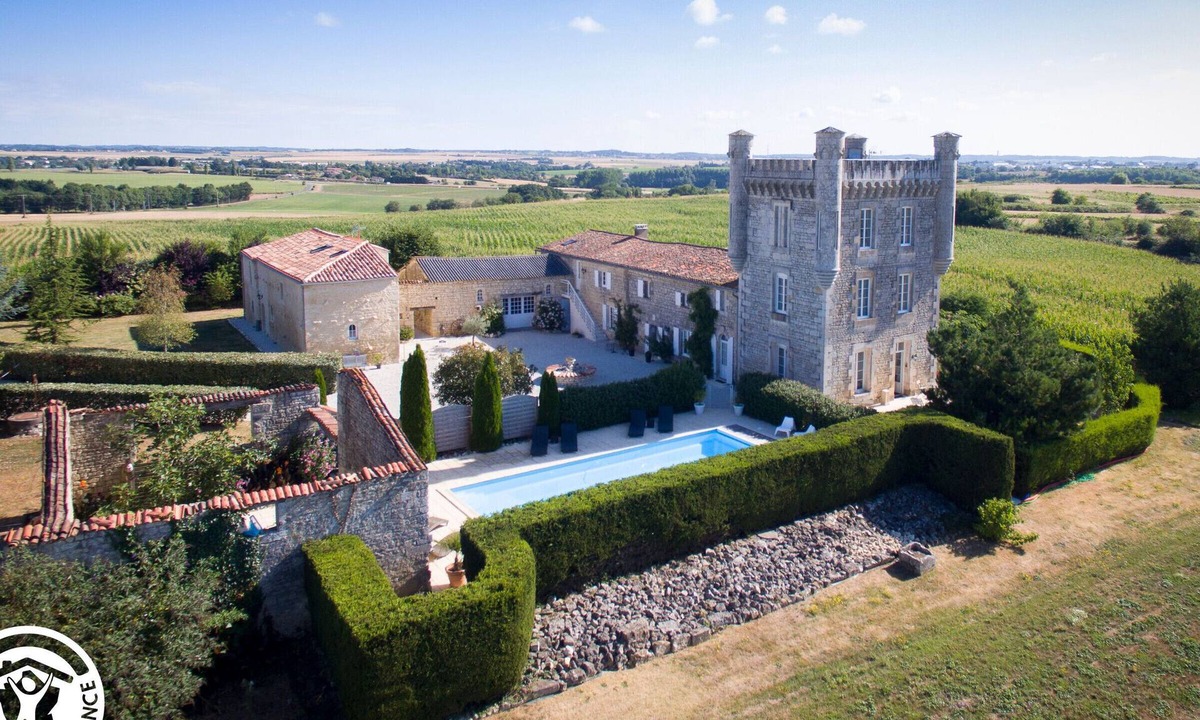 Longeves Cottage | Charming lodging near La Rochelle