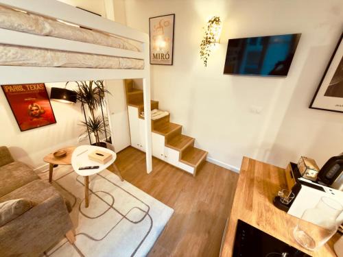Saint-Victor Apartment | Charming renovated Air Conditioned Studio, Panthéon, Notre Dame