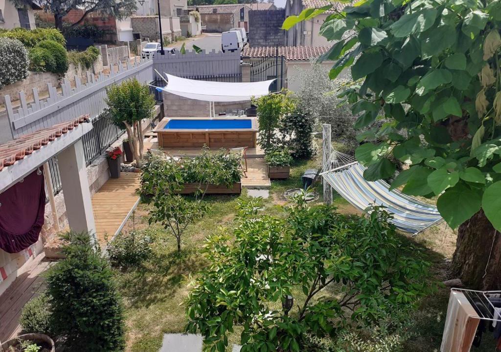 Fronsac Bed & Breakfast | Chez Jeanfi