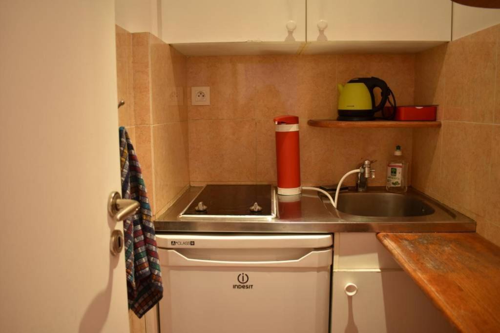 Villa Montmorency Apartment | Comfortable Studio With Balcony In Paris 16th