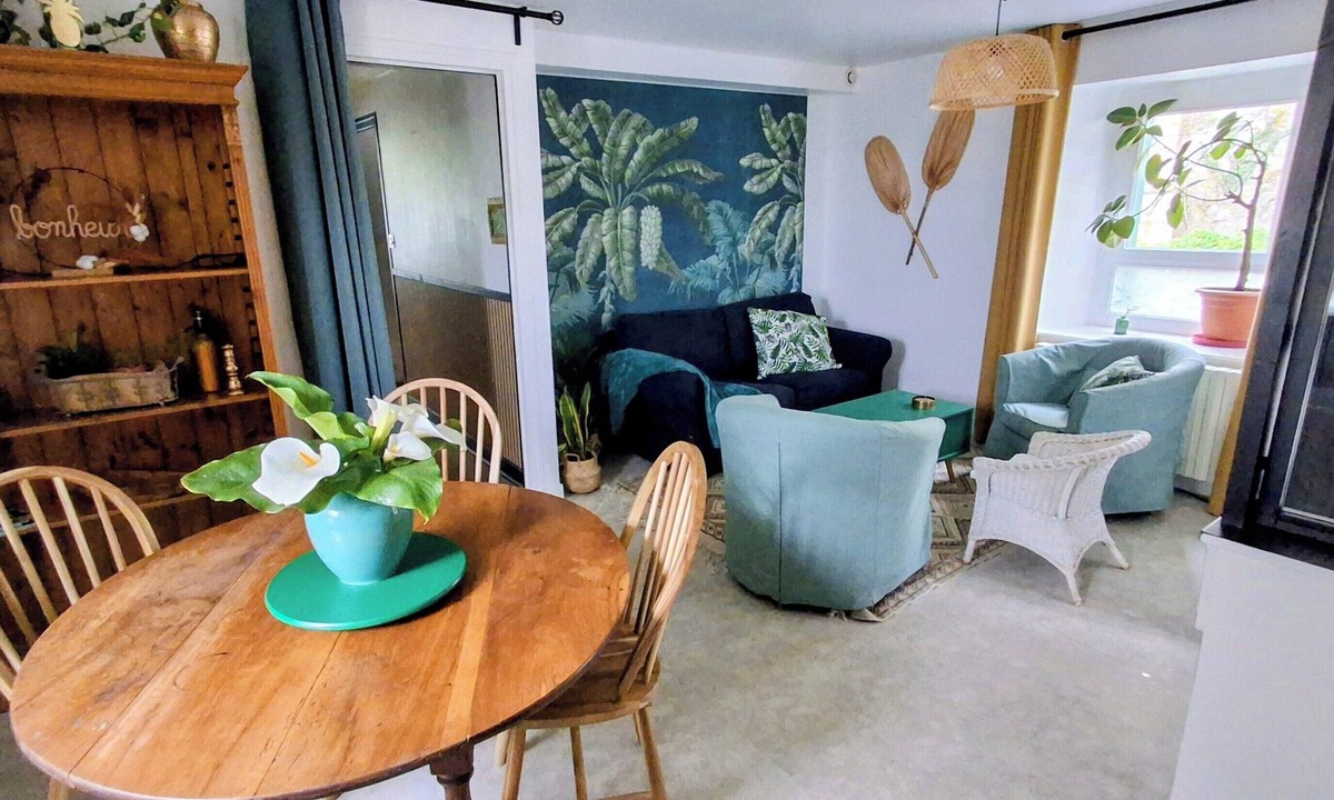 La Chapelle-Neuve Apartment | Comfortable T3, furnished and decorated with care. ALL INCLUSIVE