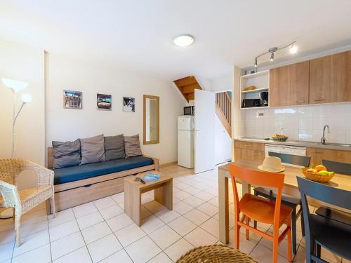 Saumur House | Comfy Duplex Cottage in Saumur