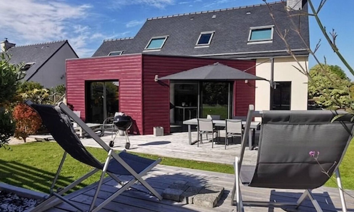 Trevou-Treguignec House | Contemporary house 10 mn walk from the beach - Near Pink Granite Coast
