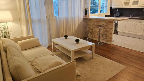 Plaisir Apartment | Cosy Place, Private Parking, 26 min to Paris