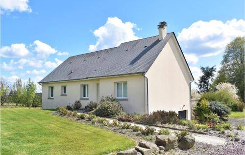 Montchamp House | Cozy Home In Montchamp