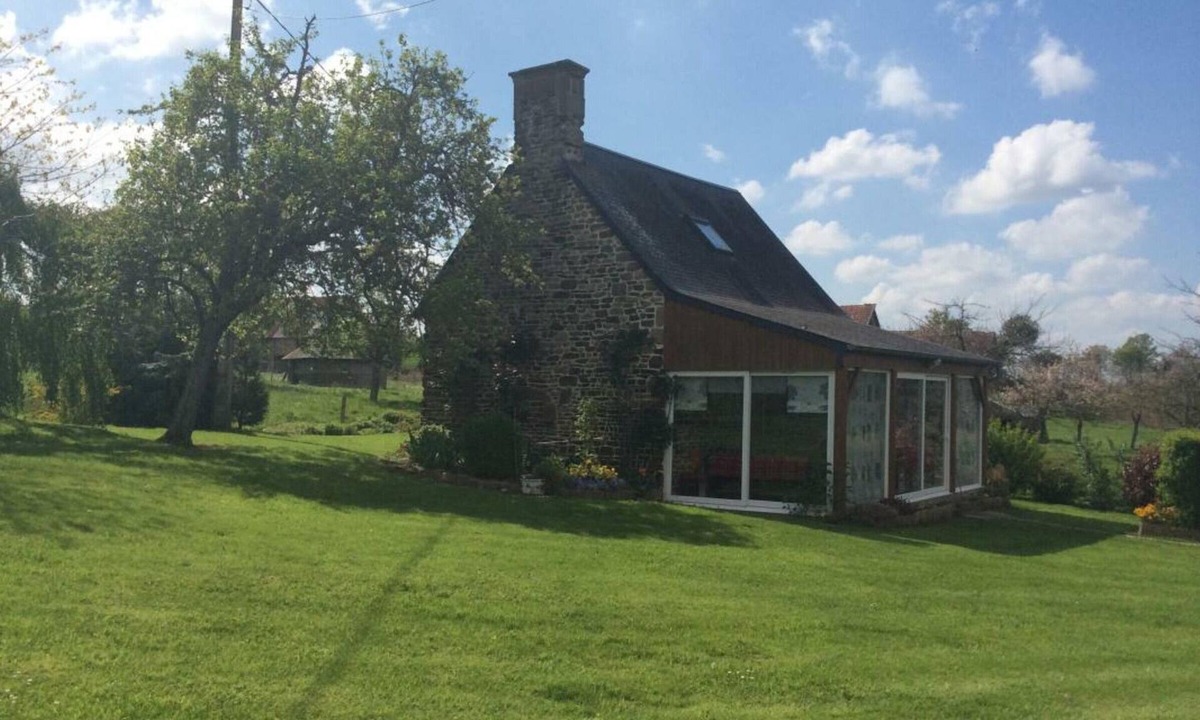 Cerisy-Belle-Etoile Cottage | Cozy house with WIFI and pets allowed near Mount Cerisy