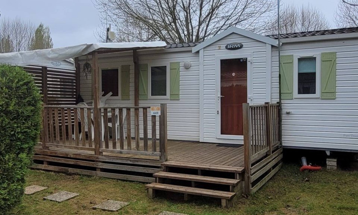 Ivry-la-Bataille House | Cozy Oasis Tropic'Nature bungalow for 6 people – lake & pool