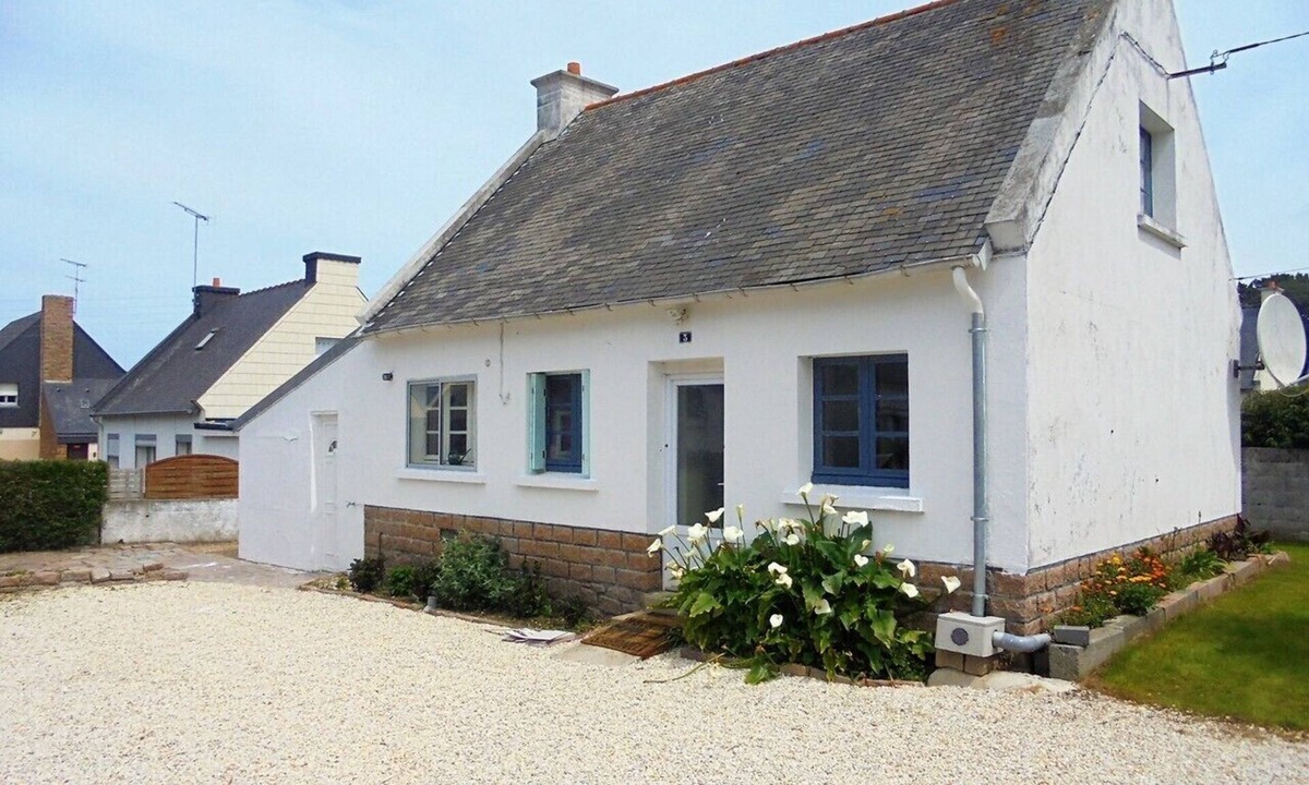 Perros-Guirec House | Detached house with courtyard, enclosed garden and WIFI in PERROS-GUIREC