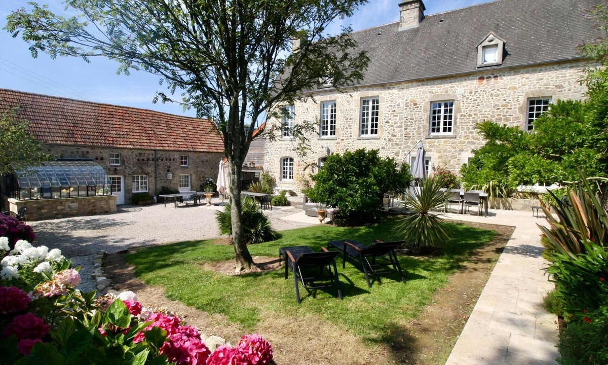 Tamerville Cottage | Duckerie 55 pers 5 Cottages : Jacuzzi, 15min Sea