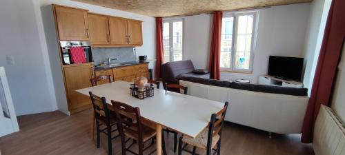 Beaumont-sur-Sarthe House | DUPLEX DE LA MOTTE
