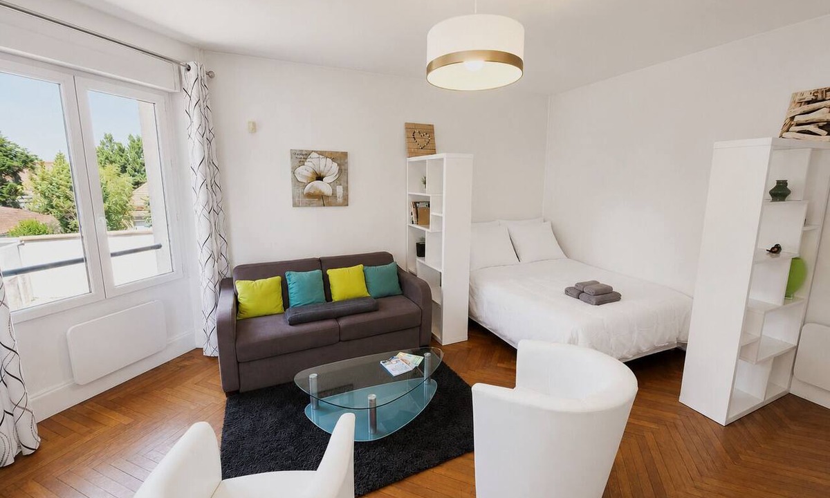 Plessis Tison Apartment | Elegant | Studio | Downtown Nantes