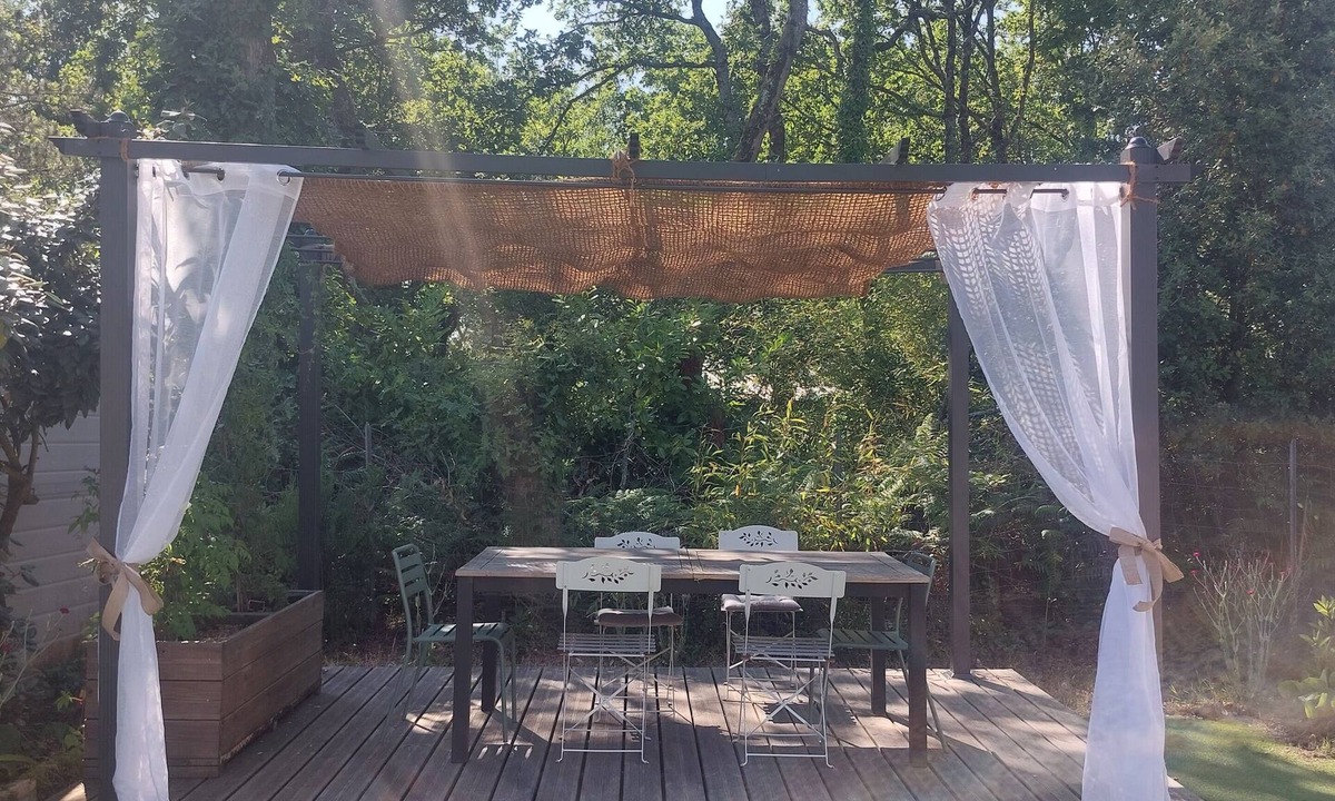Notre-Dame-de-Riez House | Enjoy a relaxing vacation in this 4-person mobile home
