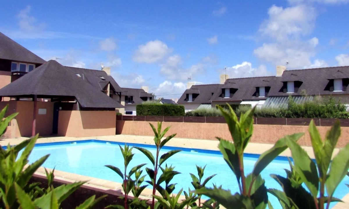 Erdeven House | Erdeven - 3-room house - 30m² - Pool