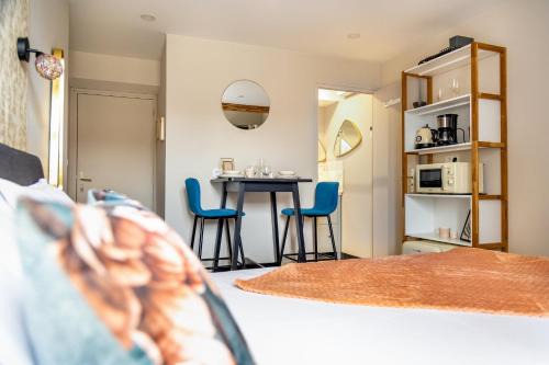 Dinan Apartment | Escapade Place 11 N1 - Studio Dinan centre