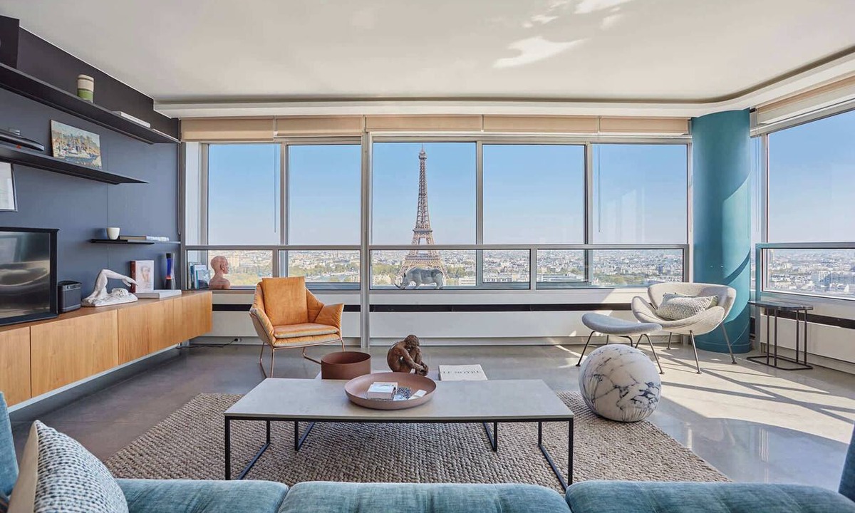 Grenelle Apartment | Exceptional view Eiffel Tower and all of Paris