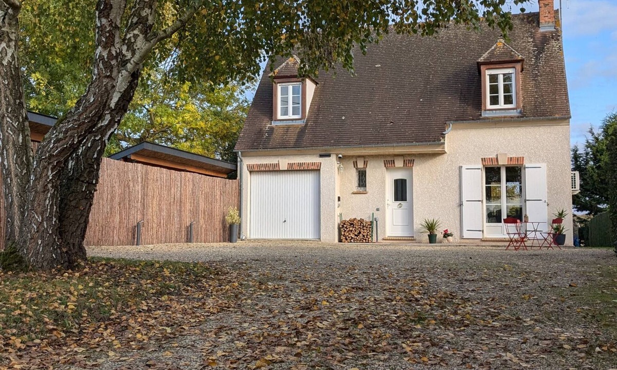 Anserville House | Fully air-conditioned vacation home in the countryside, sleeping 6,