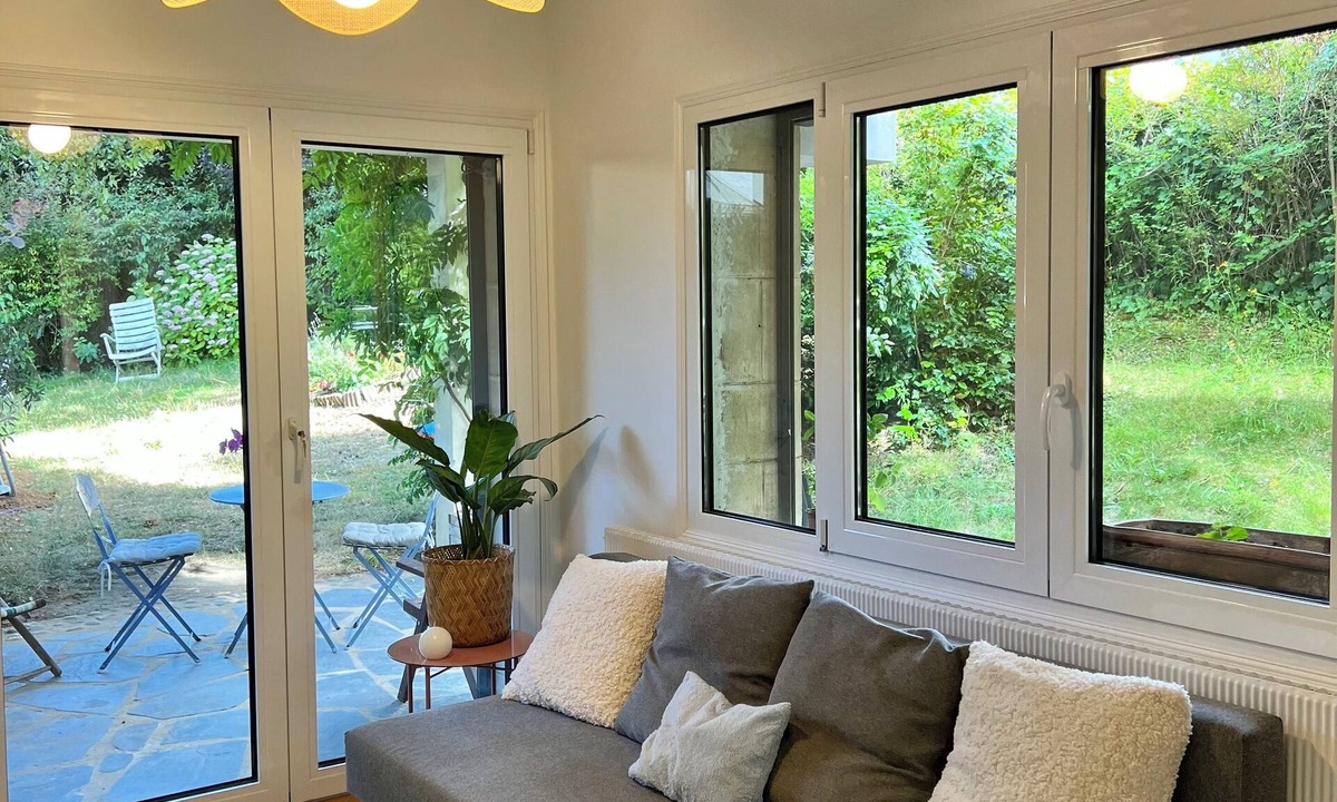 Louveciennes Apartment | Furnished Design Studio 25m² - Direct access to La Défense