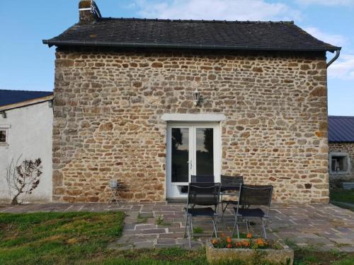 Romagne House | Gîte à Romagné