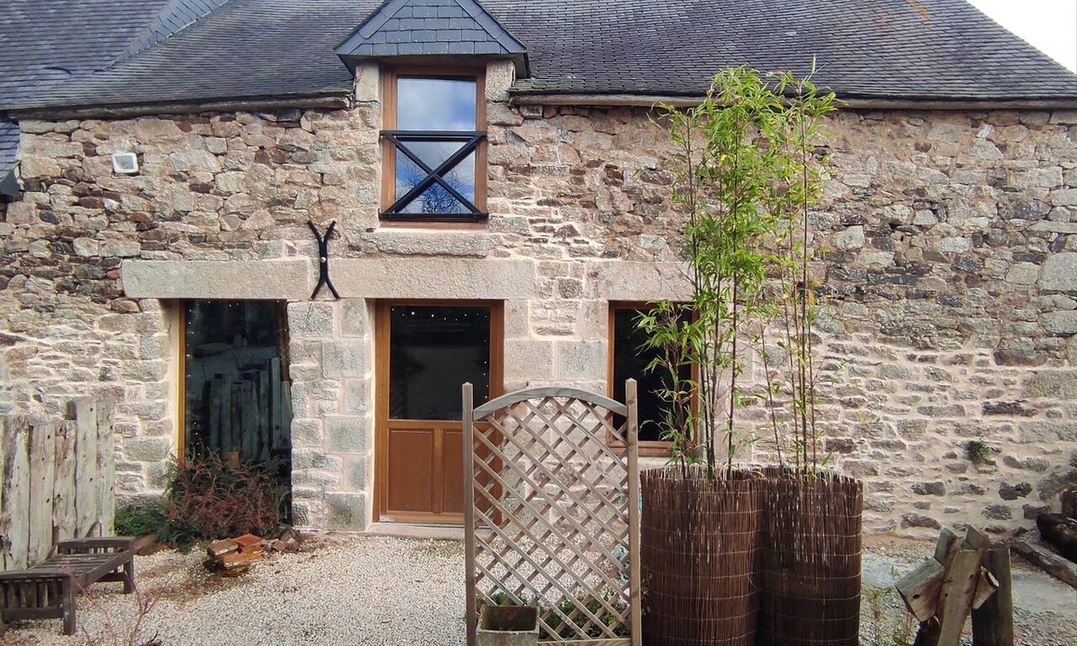Corseul Other | Gîte au Pressoir: Outbuilding on an Old Breton Farm