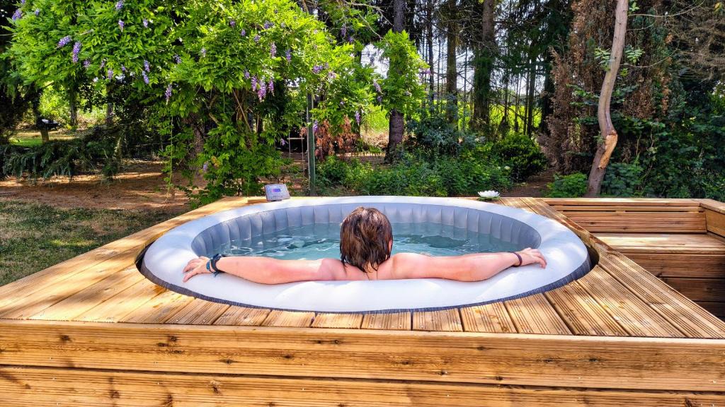 Le Sourn House | Gîte de la Verdière Spa Pool Valley