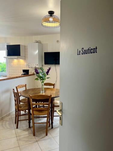 Ravenoville Apartment | Gîtes de la Mouette - Le Sauticot 4-5 personnes