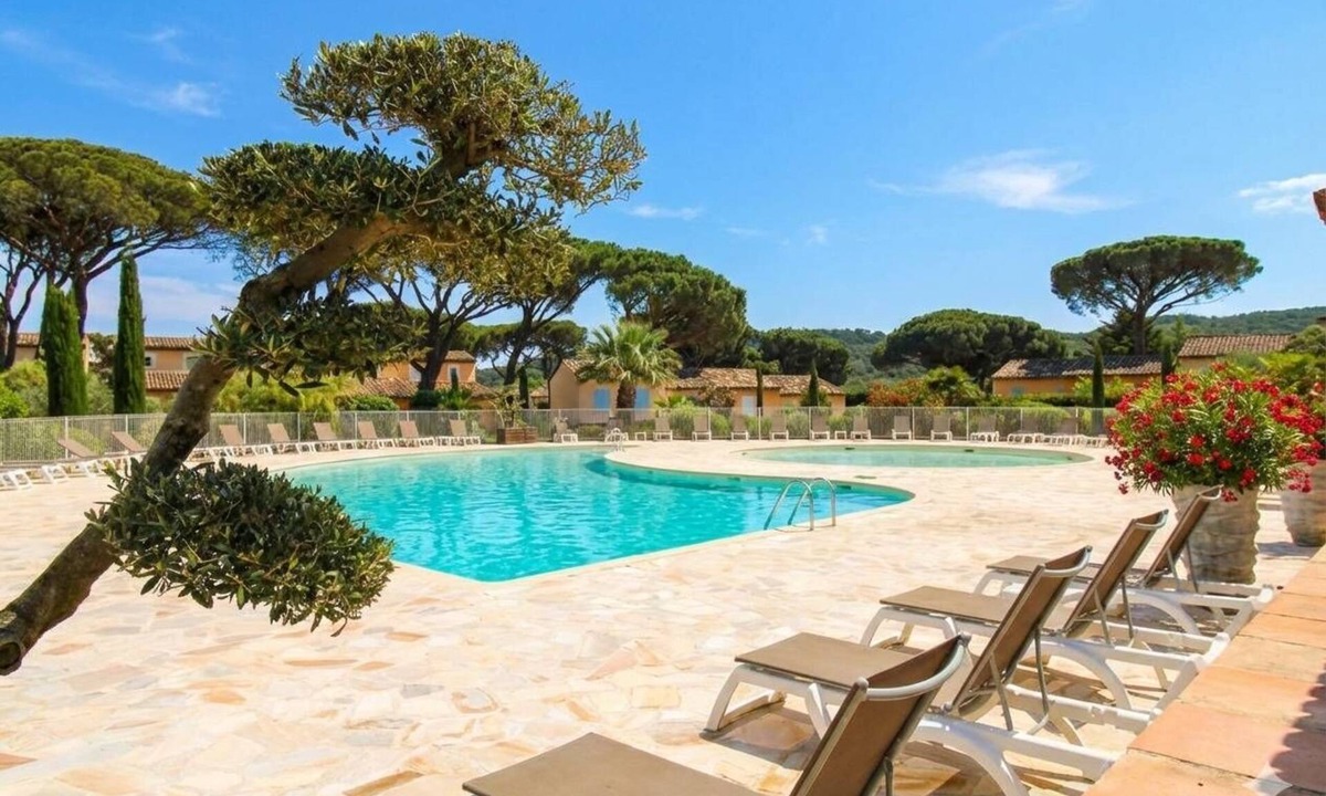 Gassin Apartment | GASSIN/LES PARCS DE LONGAGNE: 3-BEDROOM HOUSE IN SECURE DOMAIN WITH POOL