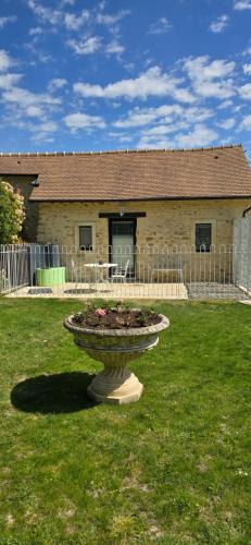 Champenard House | Gite "Le Cosy Fleuri"