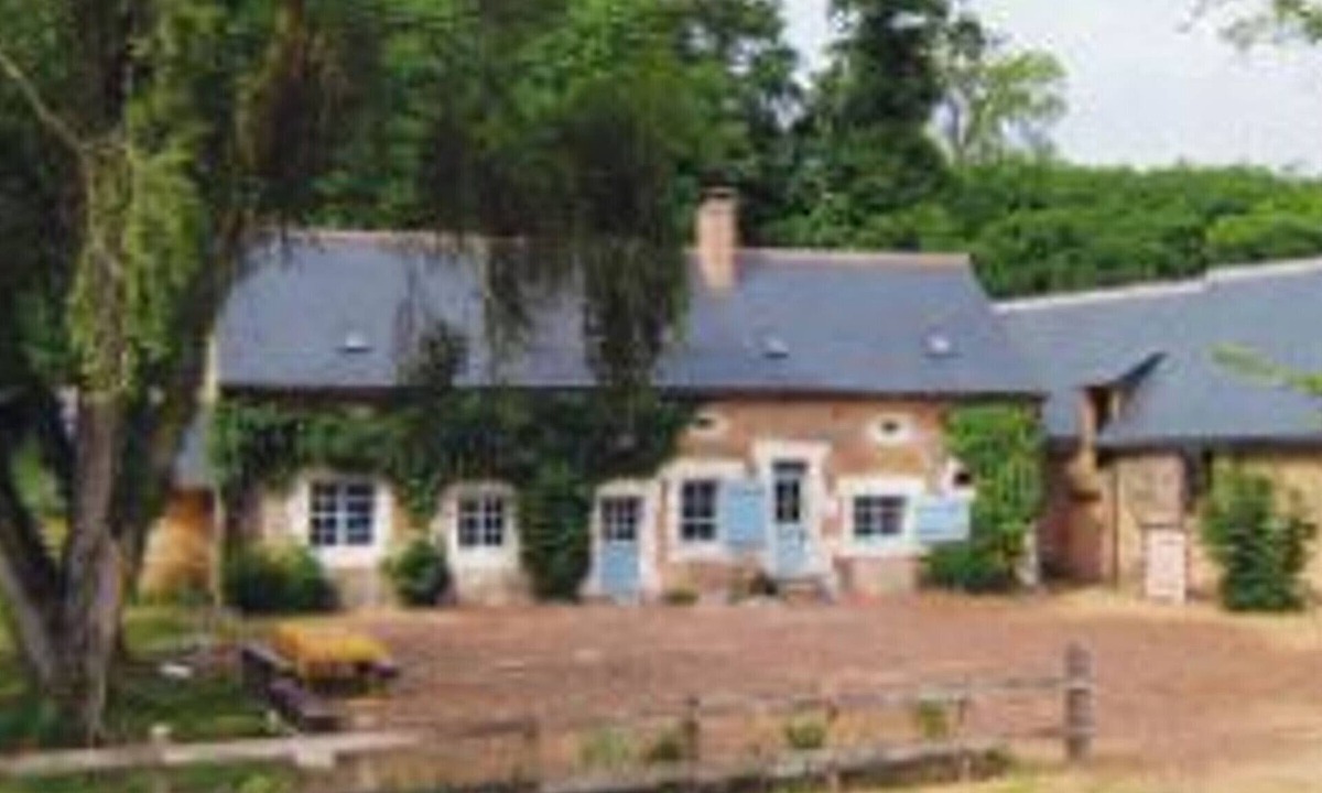 Saint-Pierre-du-Lorouer Cottage | Gite Saint-Pierre-du-Lorouër, 4 bedrooms, 8 persons