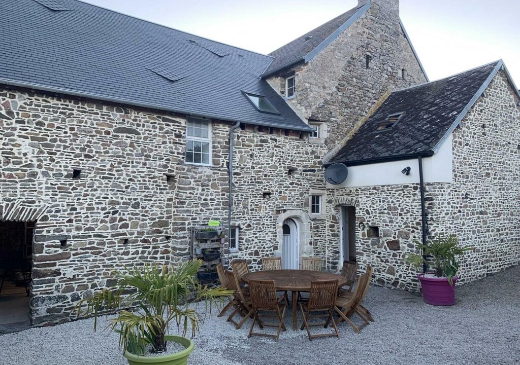 Saint-Germain-sur-Ay House | Gite Saint-Germain-sur-Ay, 5 bedrooms, 10 persons