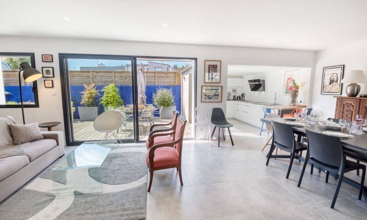 Larmor-Plage House | Grande Villa Bord de Plage par Groom