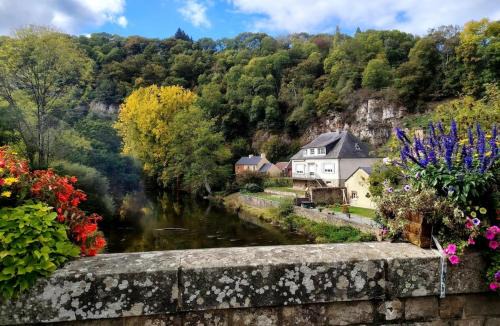 Saint-Leonard-des-Bois House | Group gîte in the heart of the Mancelles Alps