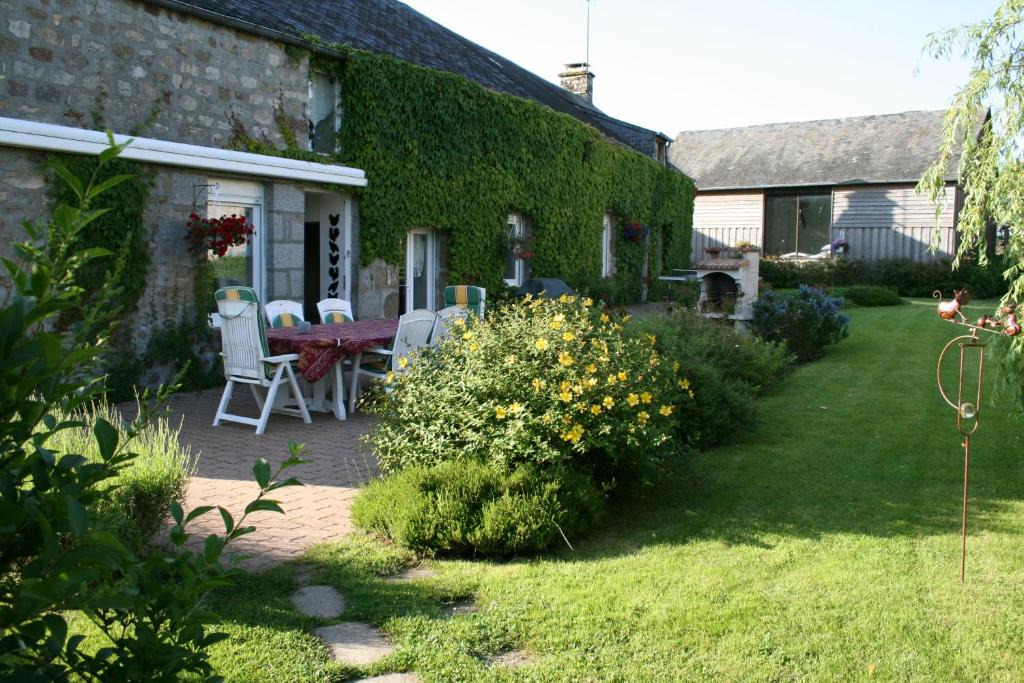 Lignieres-Orgeres Bed & Breakfast | Herbages de Beauvais