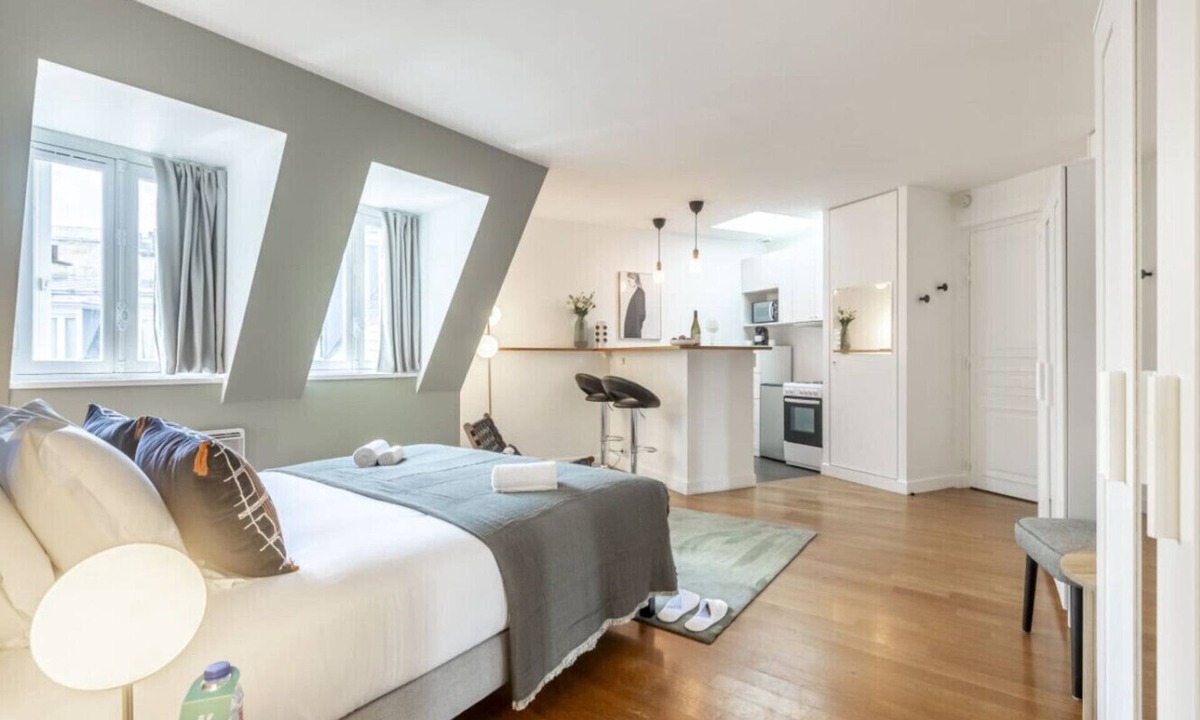 Faubourg-du-Roule Apartment | Hoche - Arc de Triomphe - 2p - Bail Mobilité