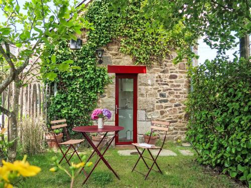 Plouha House | Holiday Home Dolce Vita duplex by Interhome