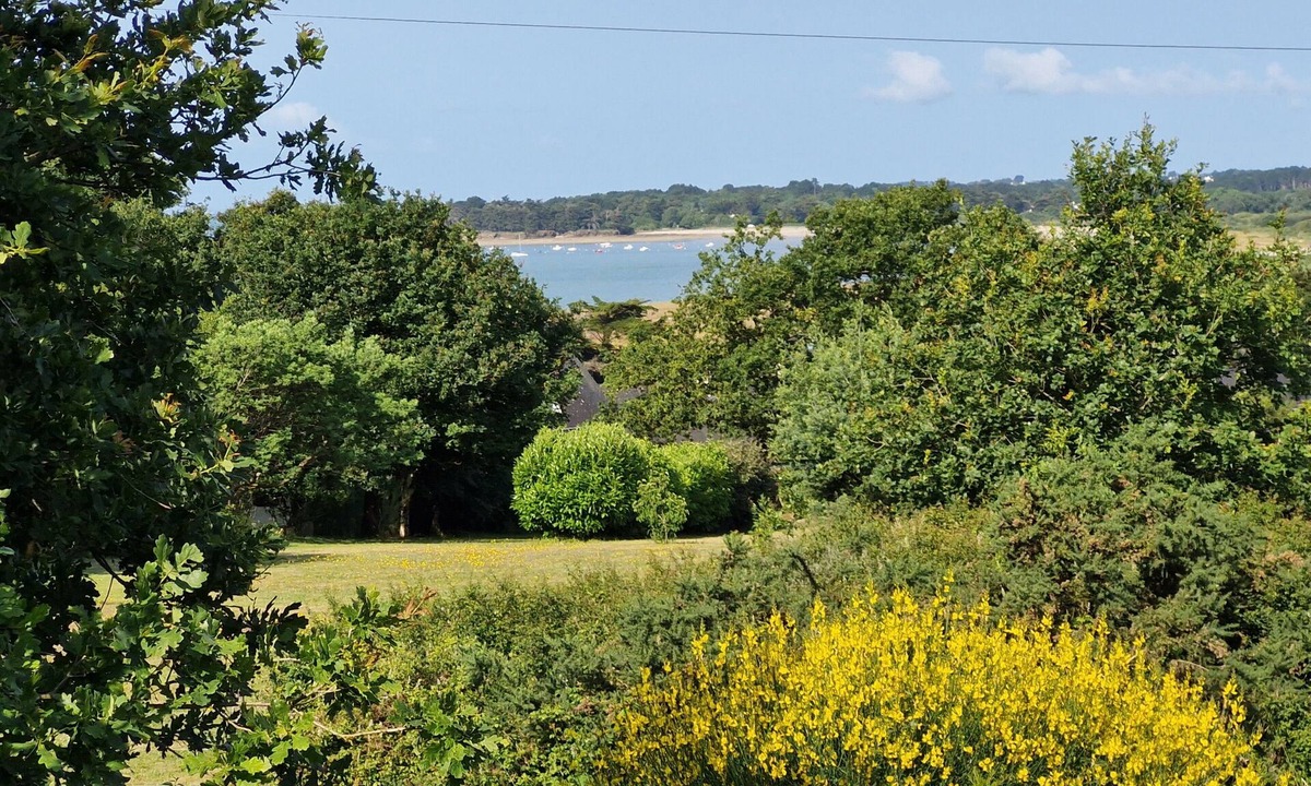 Sarzeau House | Holiday Home “Ker Blein” with Sea View, Terrace and Wi-Fi