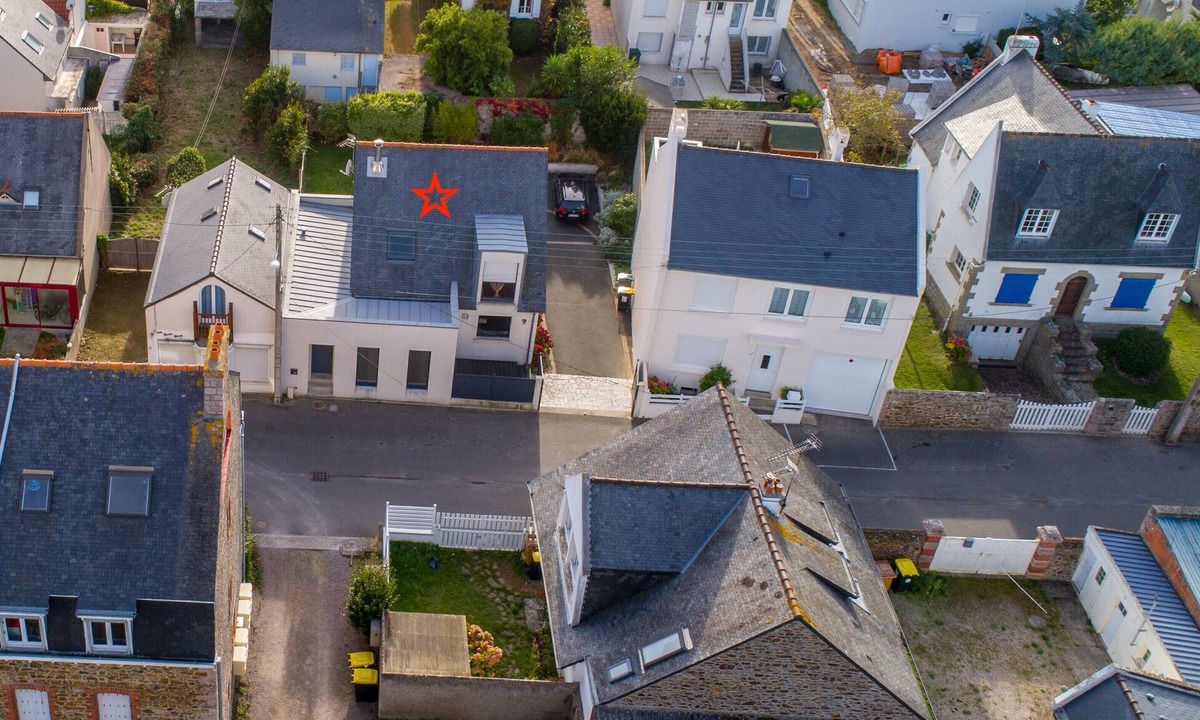 Pleneuf-Val-Andre House | Holidays 20 meters from the large beach, comfortable, 2 to 8 people