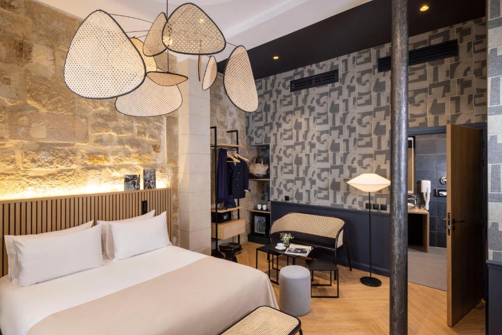Saint-Victor Hotel | Hotel Abbatial Saint Germain