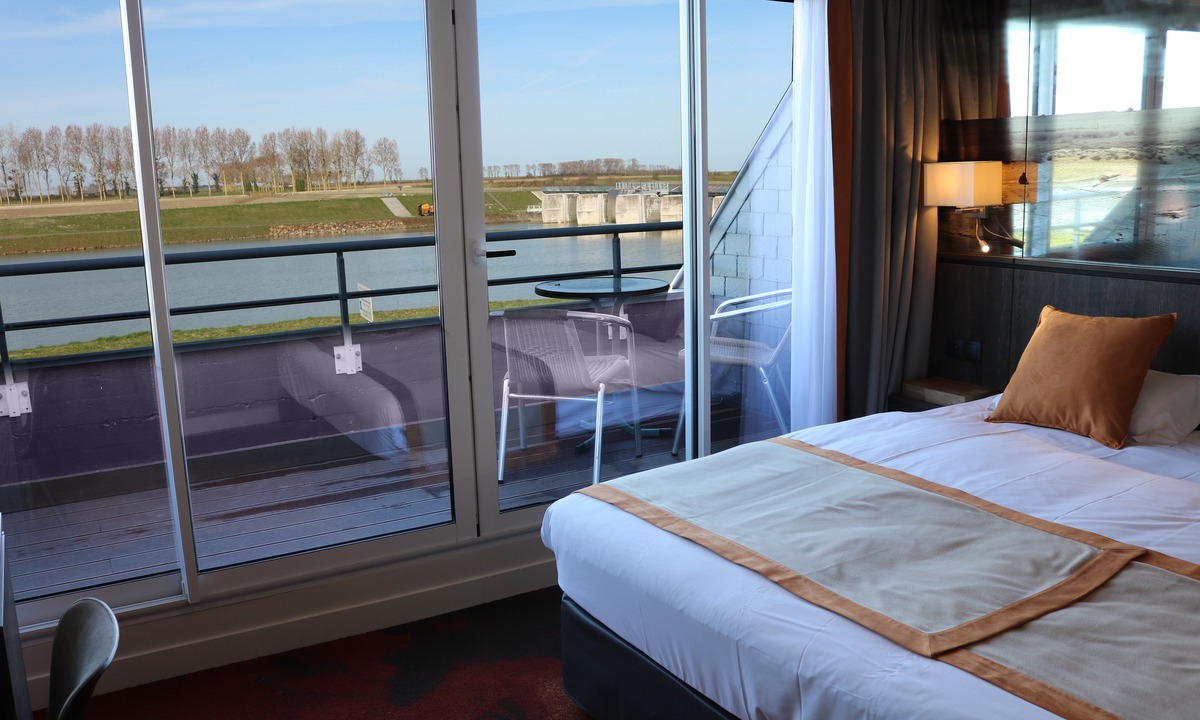 Le Mont-Saint-Michel Hotel | Hotel de La Digue