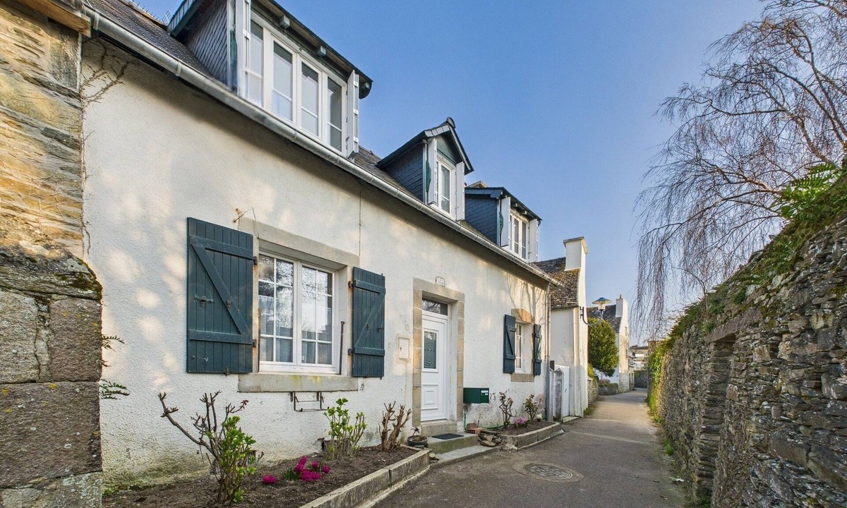 Locquirec House | House 50m from Locquirec harbor with fiber 4 to 6 persons