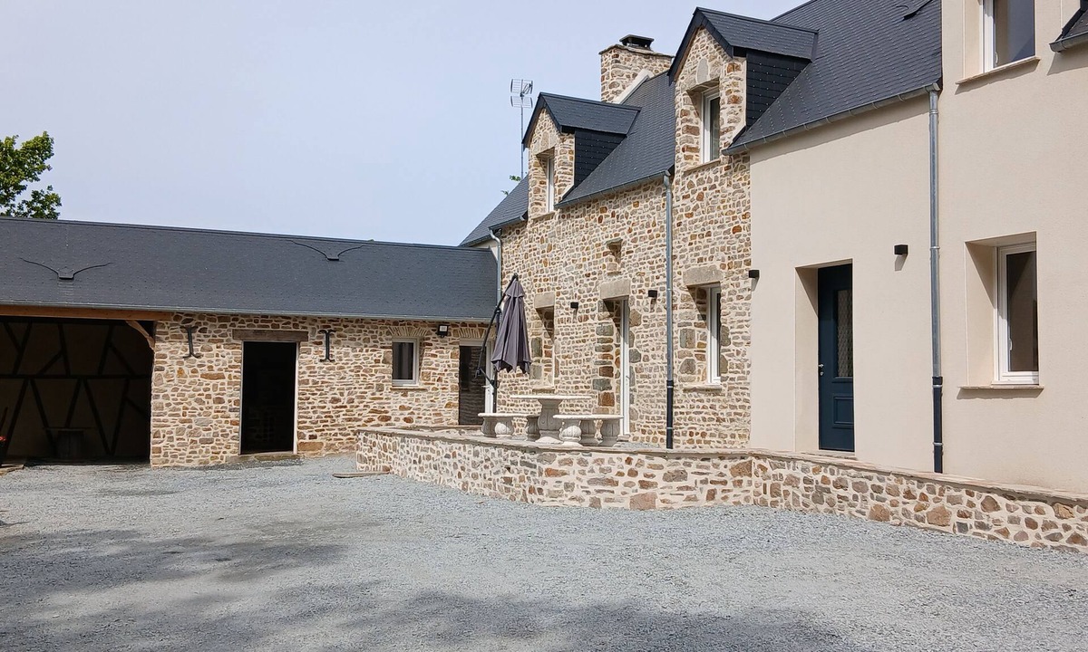 Angoville-sur-Ay House | House le Sat