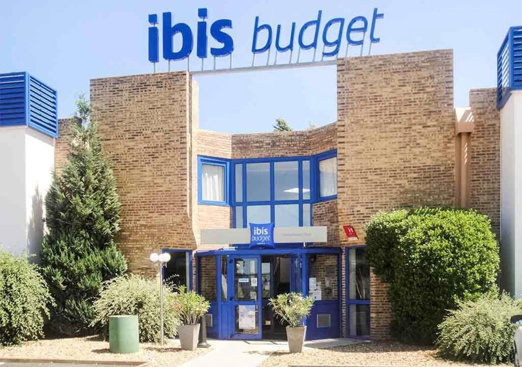 Chatellerault Hotel | ibis budget Châtellerault Nord