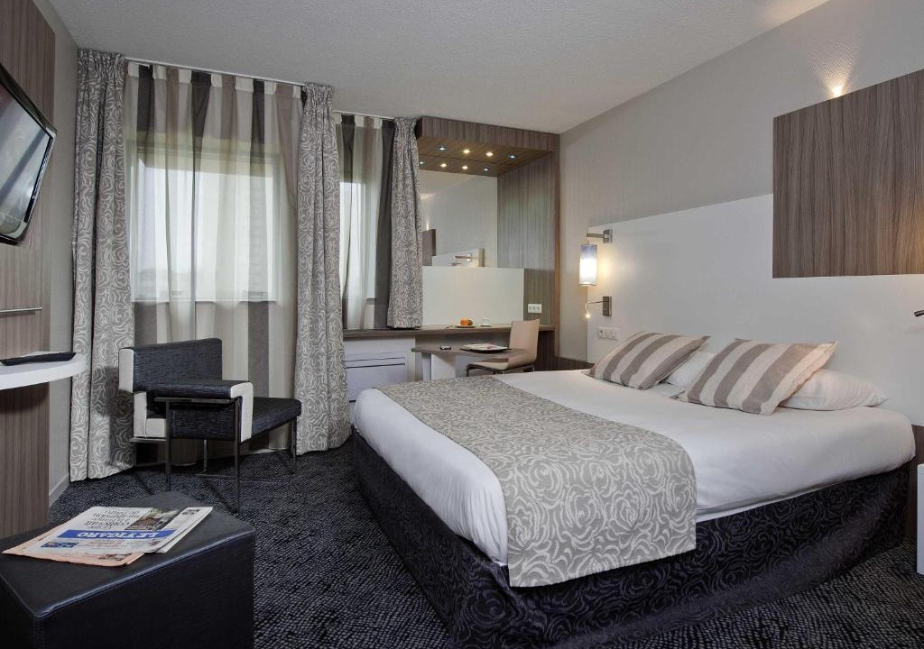 Rubelles Hotel | ibis Styles Melun