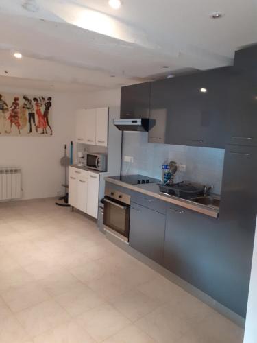Ploubezre Apartment | Ile breizh