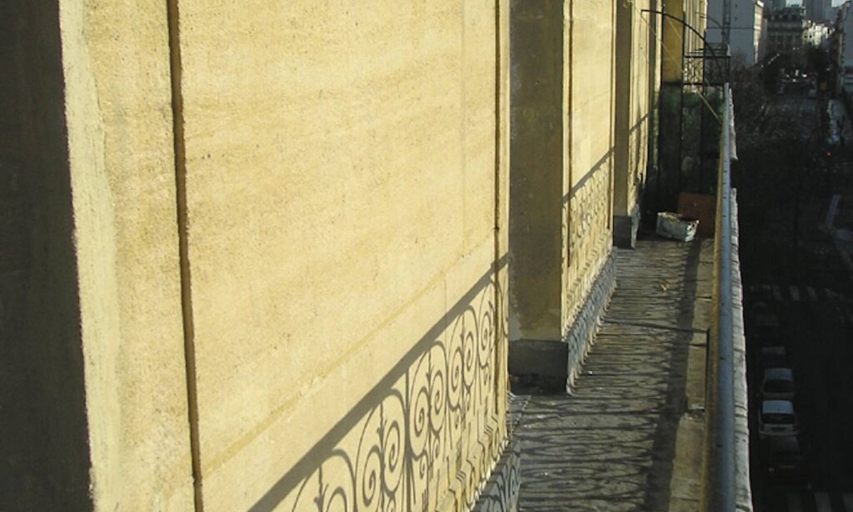Quartier de la Goutte-d'Or Bed & Breakfast | Independent Guest Annex With Balcony