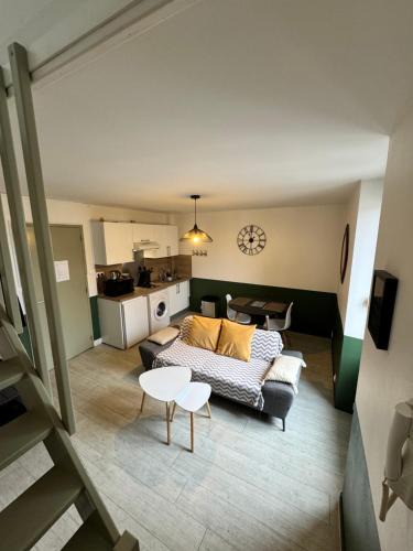 Deux Croix-Banchais Apartment | Joli Duplex - centre ville - Verde