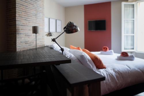 Chartres Apartment | L'Amiral-LeParticulier Collection