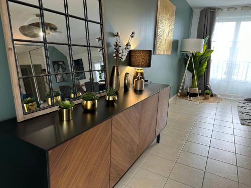 Le Plessis-Robinson Apartment | L'Escale du Trianon by Vyvea