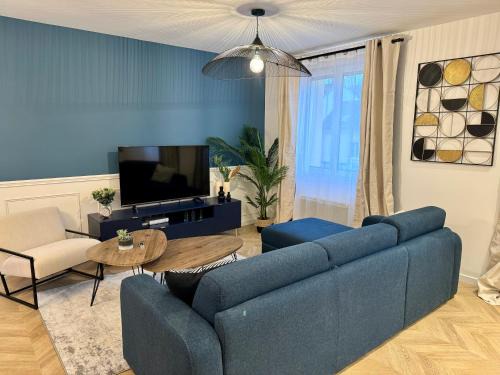 Saint-Cyr-l'Ecole Apartment | L'Escale Versaillaise by Vyvea